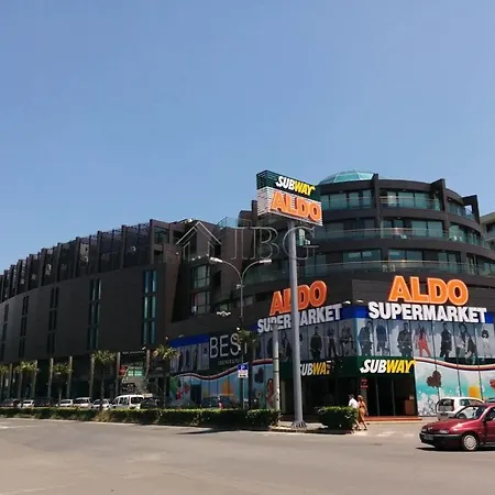 тристаен в Sunny Plaza, Daire *